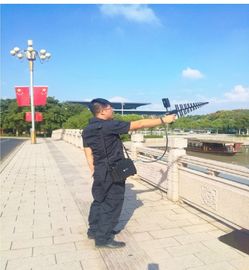 2km Jamming Khoảng cách chống nhiễu Jammers, Drone RF Jammer 2,5 giờ Thời gian làm việc